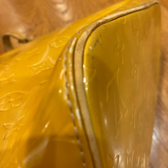 Louis Vuitton Yellow Vernis Tote - Picture 13 of 16